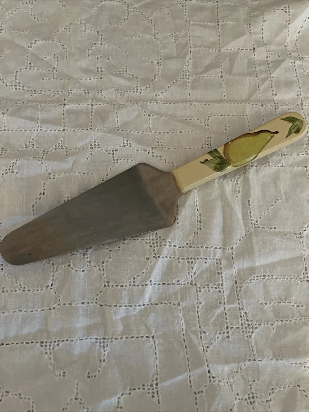 Cute Tools Decorative Yellow Pear Handled Cake Server